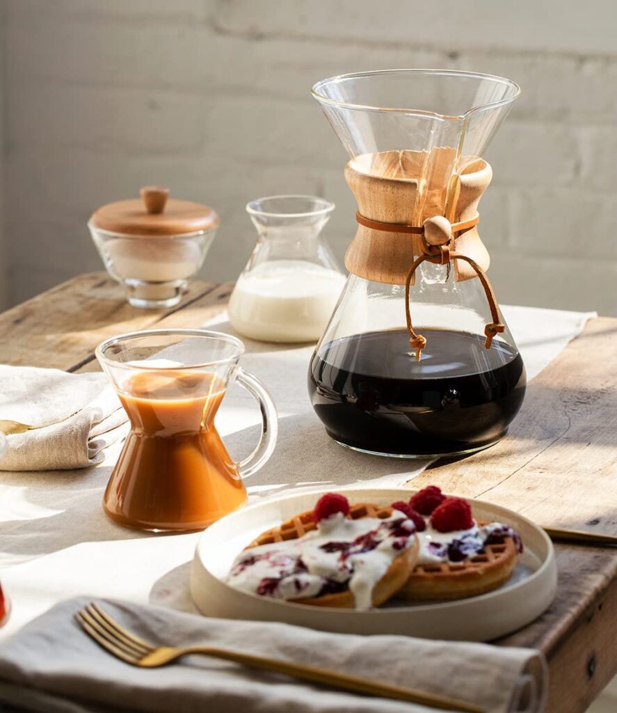classic chemex pour over coffee brewer