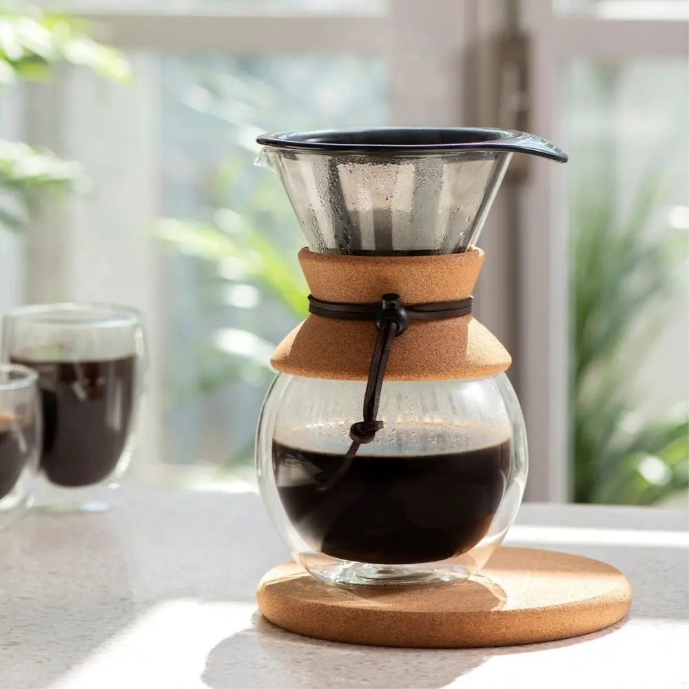 a chemex pour over coffee brewer