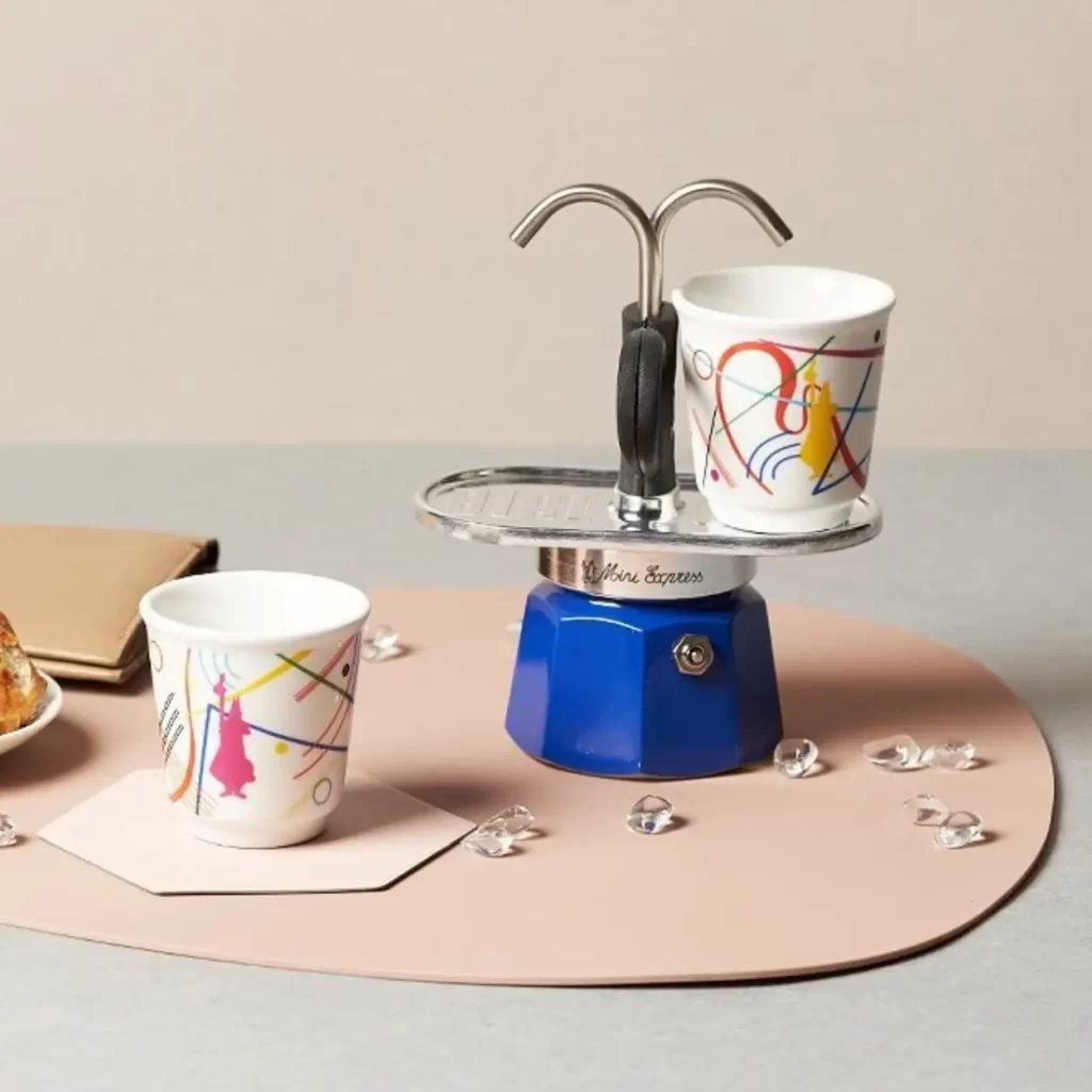 a blue bialetti mini express