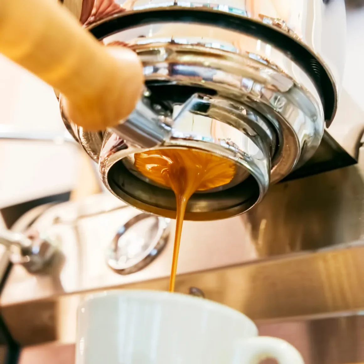 a close up of a bottomless portafilter