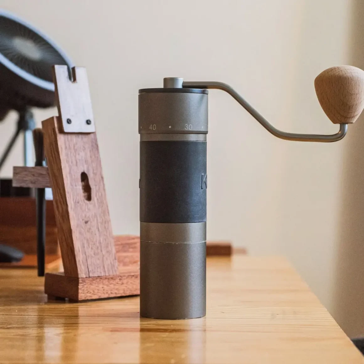 a kingrinder k6 coffee grinder on a table